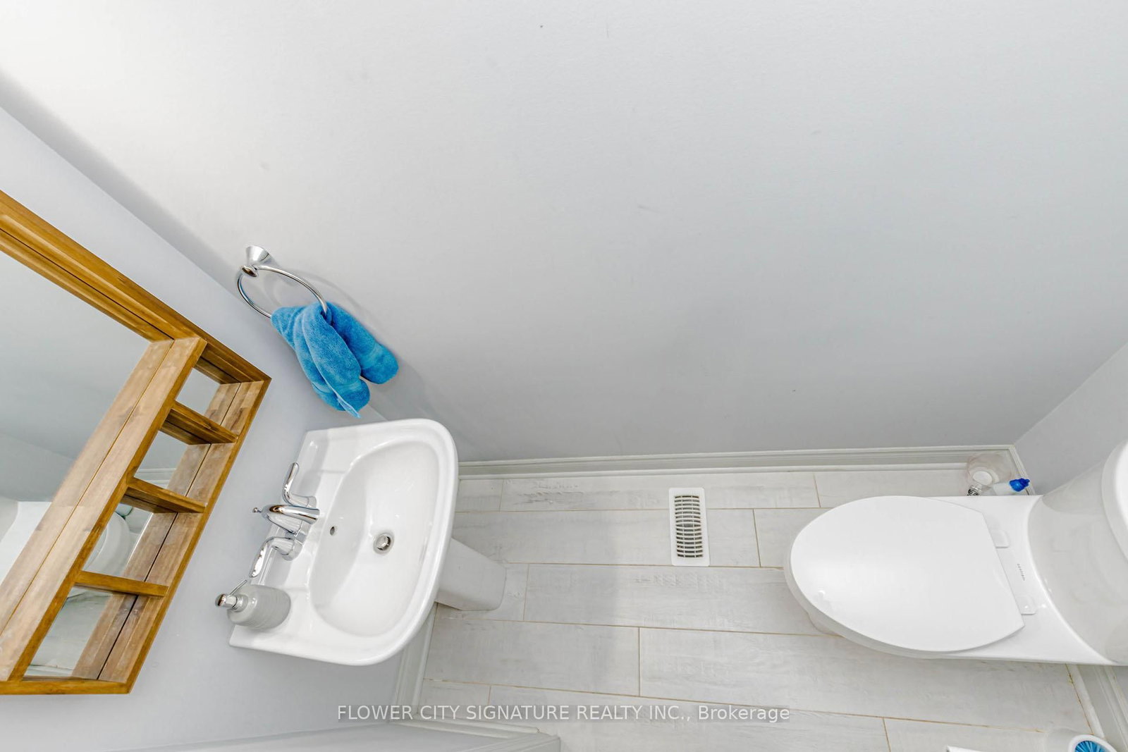 Detached House for sale at 116 Morningside Drive, Halton Hills, Ontario, L7G 0M2 - Georgetown - MLS: W12990858