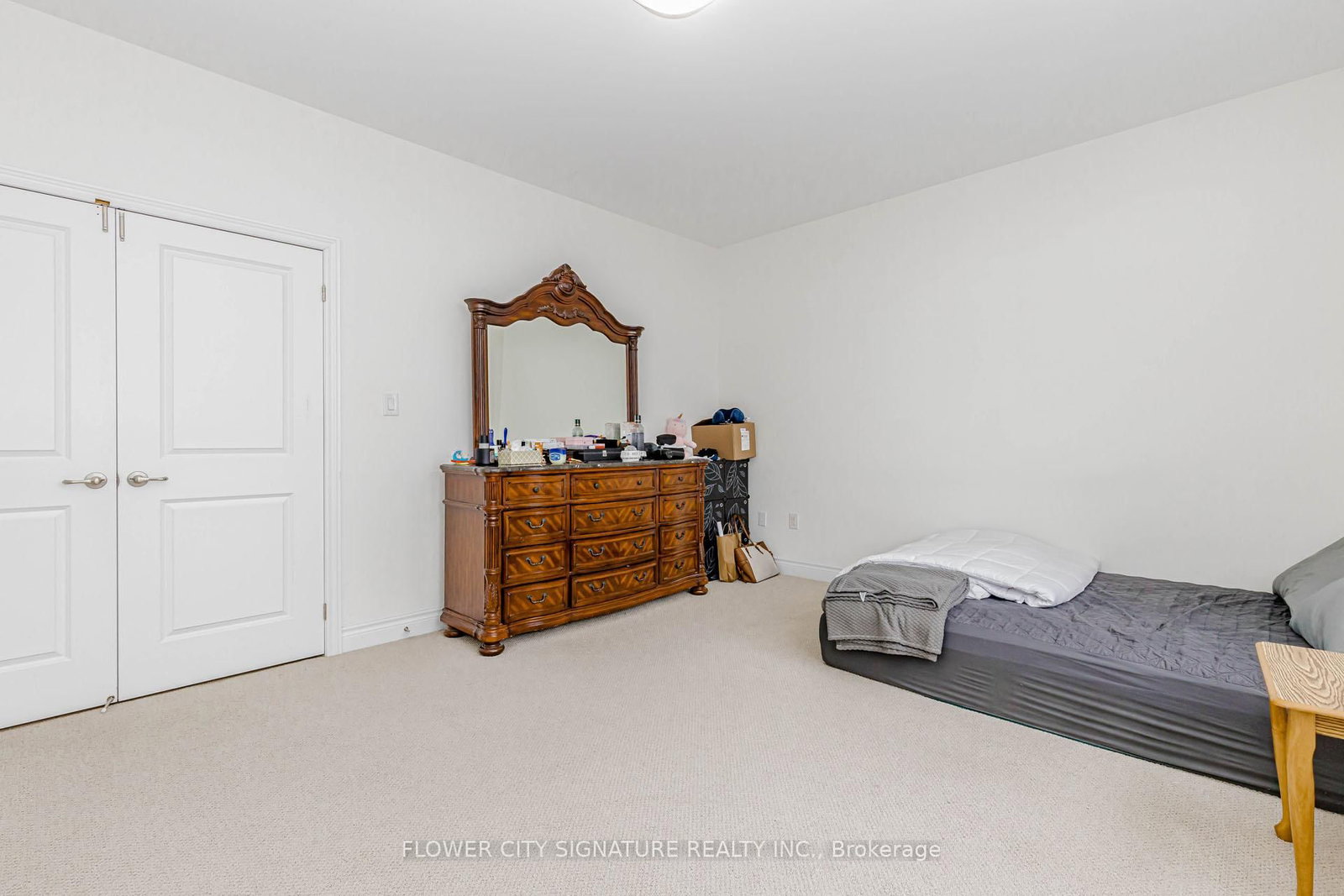 Detached House for sale at 116 Morningside Drive, Halton Hills, Ontario, L7G 0M2 - Georgetown - MLS: W12990858