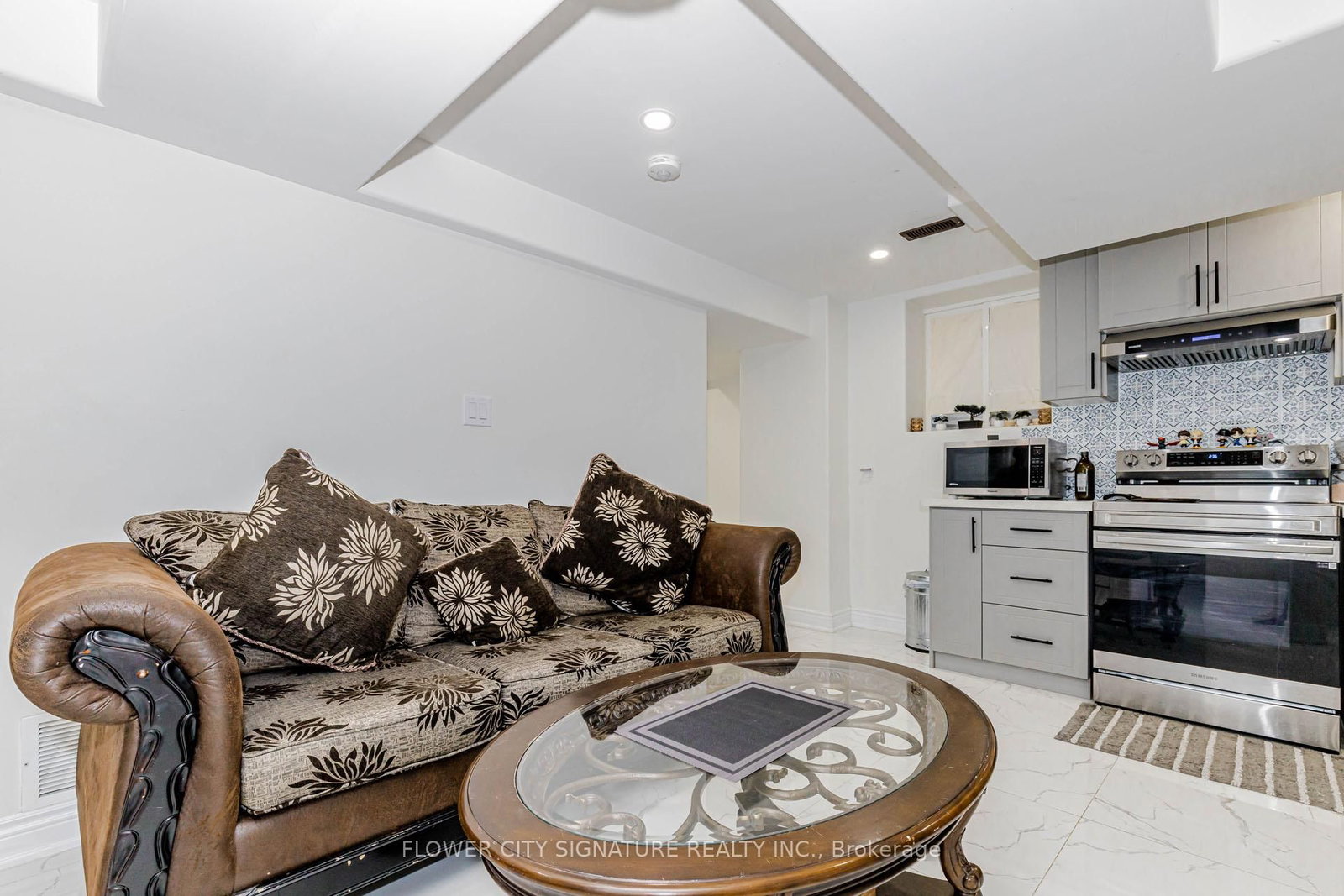 Detached House for sale at 116 Morningside Drive, Halton Hills, Ontario, L7G 0M2 - Georgetown - MLS: W12990858