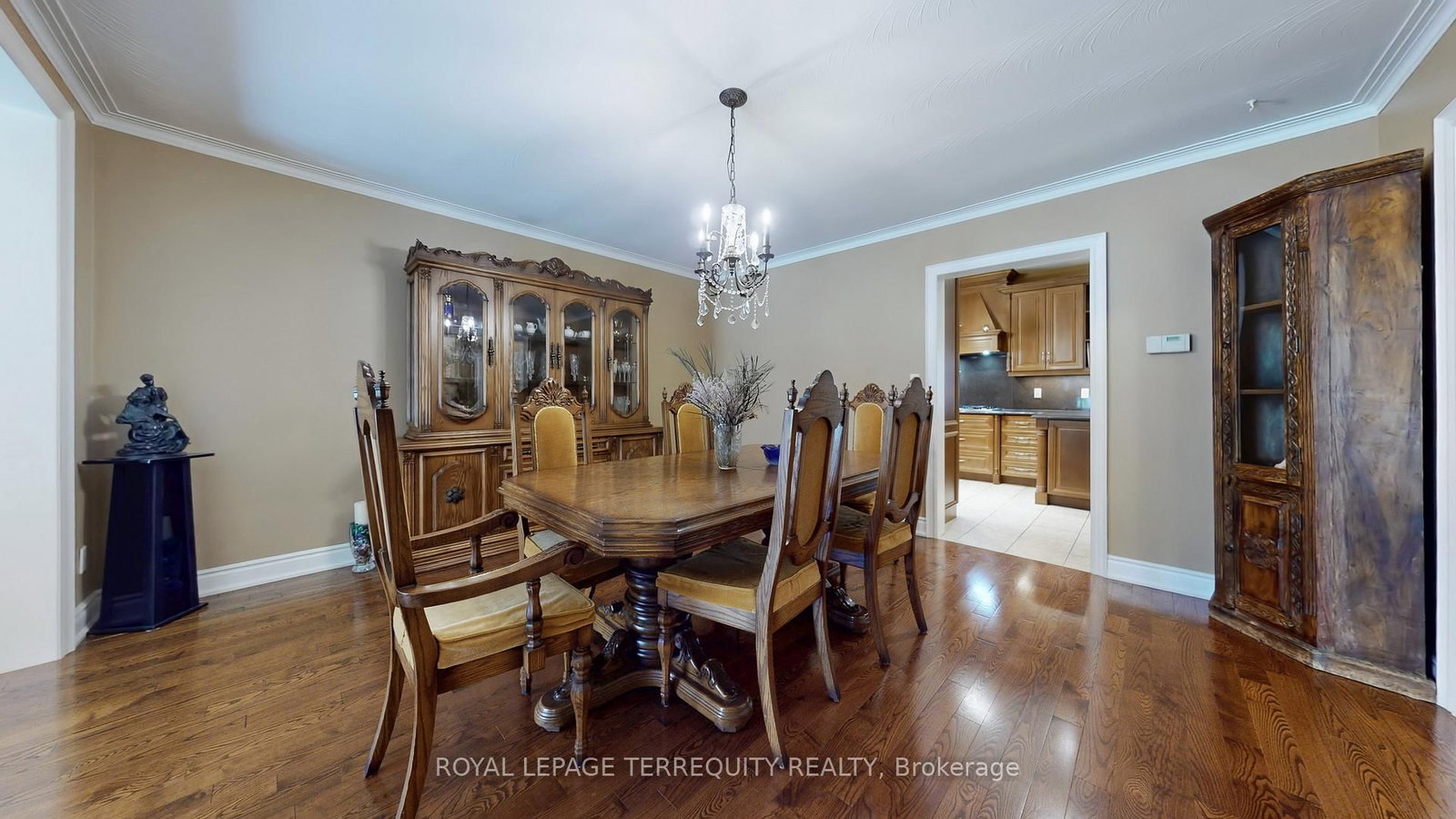 134 Hadrian Drive • Toronto, ON photo 17