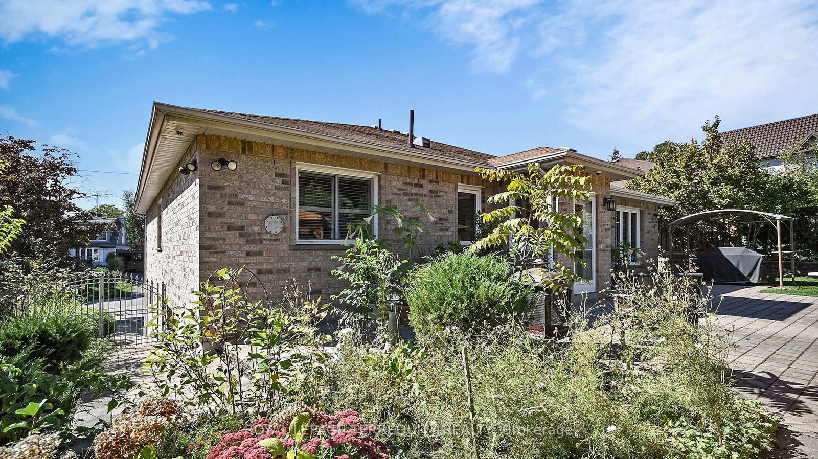 134 Hadrian Drive • Toronto, ON photo 42