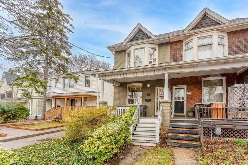 413 Indian Grve, Toronto, M6P 2H7 | Image 3