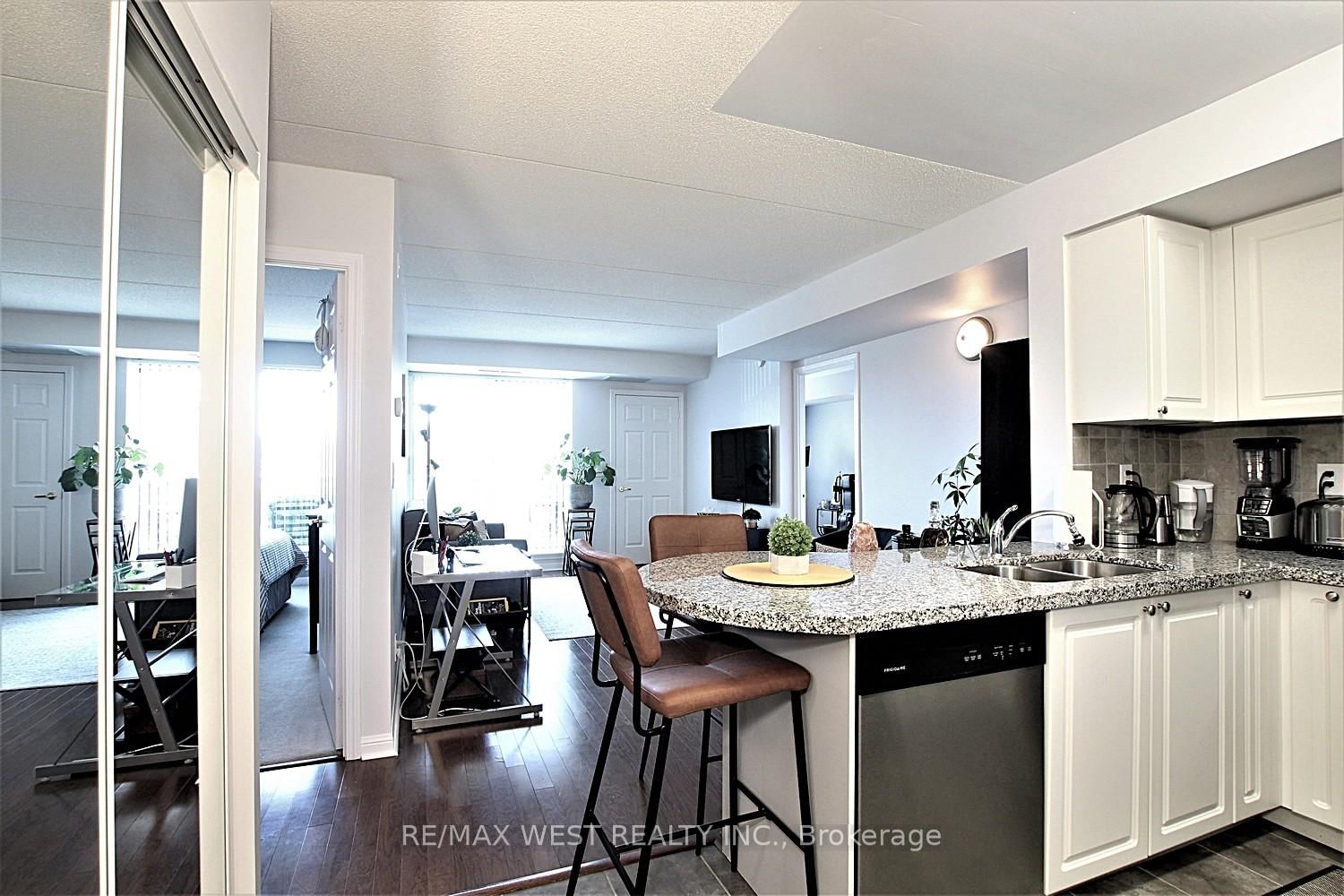 65 Via Rosedale, Unit 203 - Photo 6