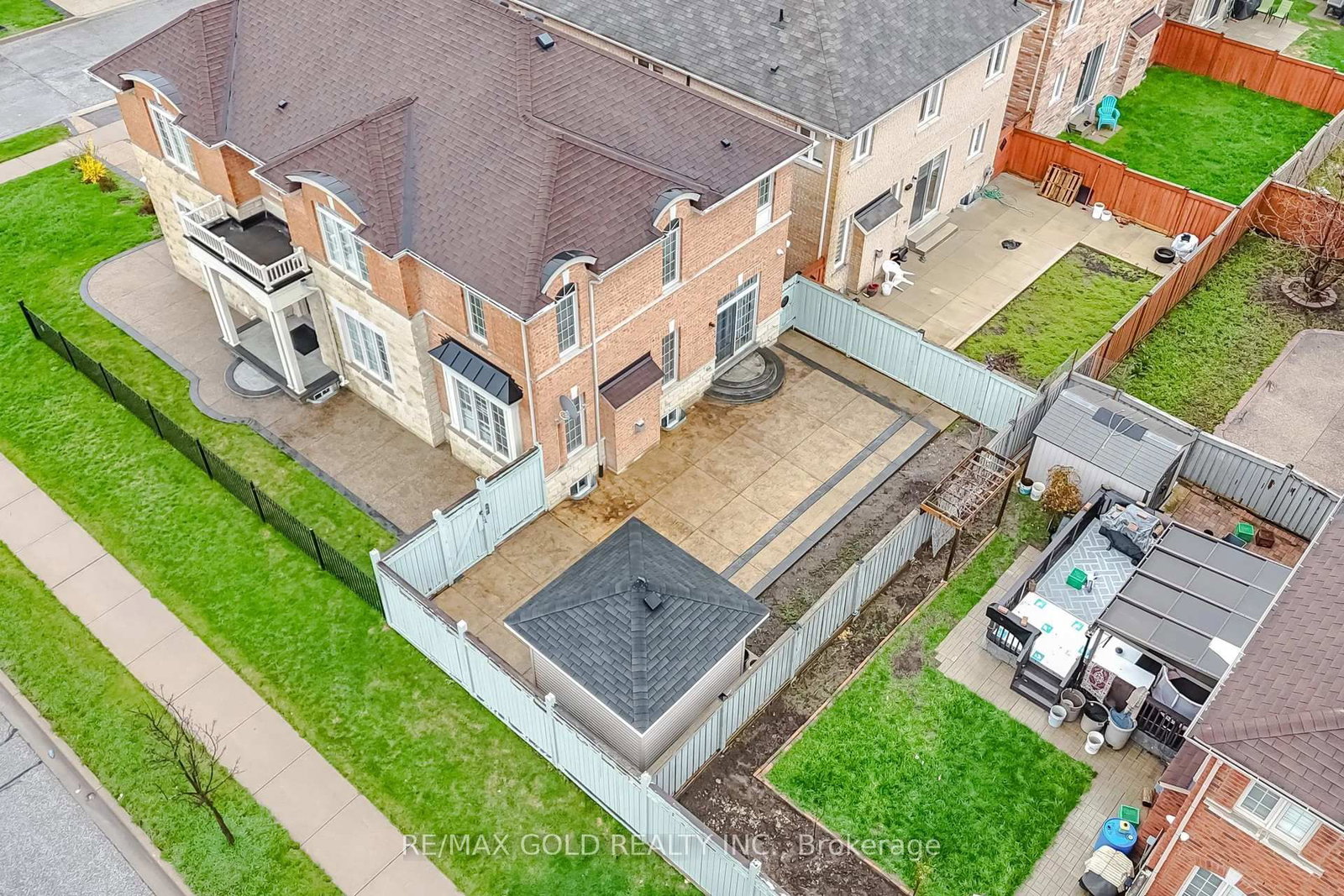 26 Drummondville Drive - Photo 29