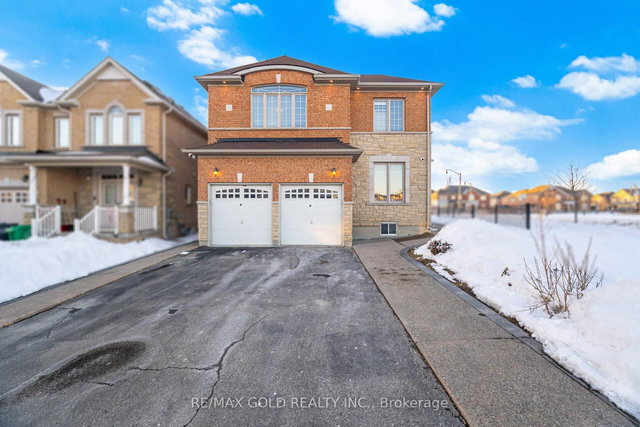 26 Drummondville Drive