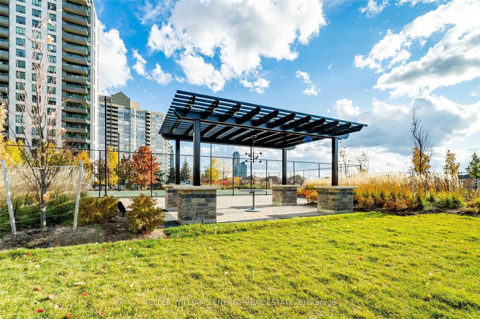 349 Rathburn Road West Road S, Unit 710 - Photo 2