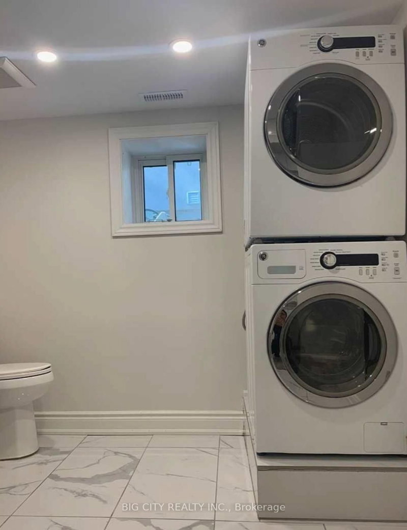 Bsmt - 75 Eileen Ave, Toronto, M6N 1V8 | Image 3