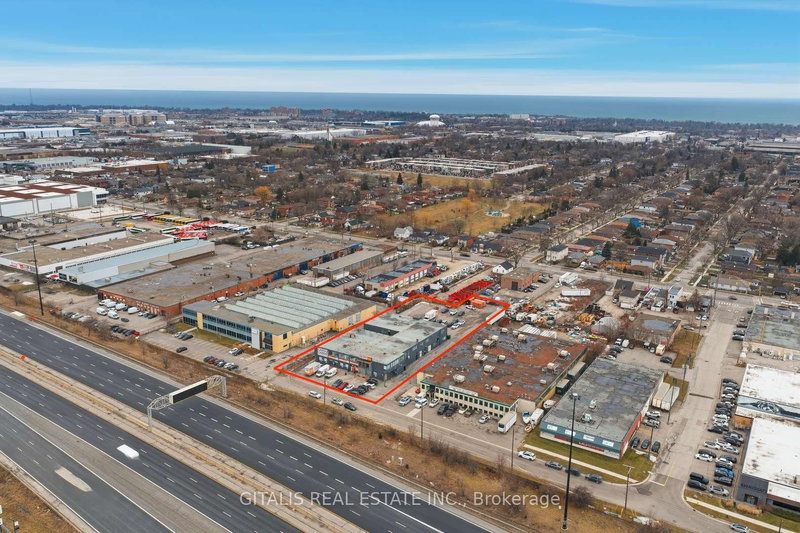 105 Brockhouse Rd, Toronto, M8W 2W8 | Image 2