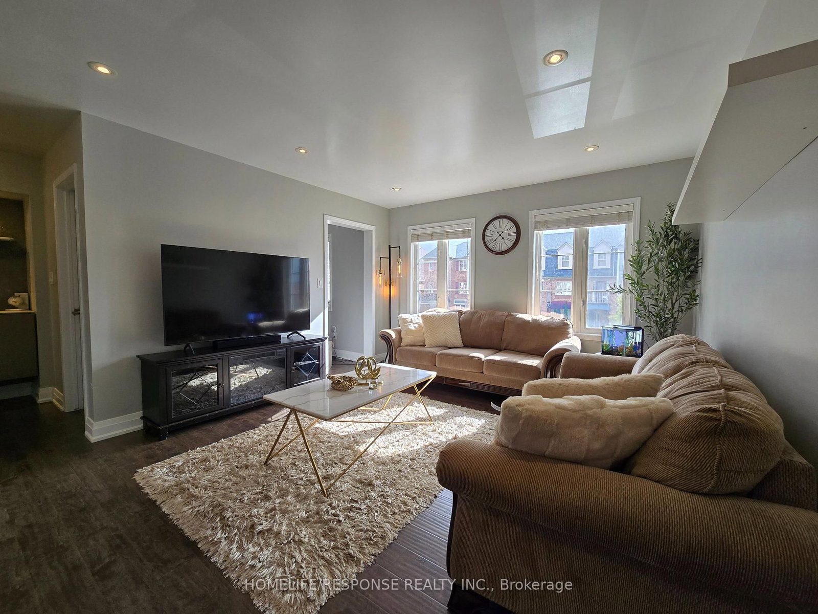 Townhouse for sale at 635 SCOTT Boulevard, Milton, Ontario, L9T 0P2 - Harrison - MLS: W12991480