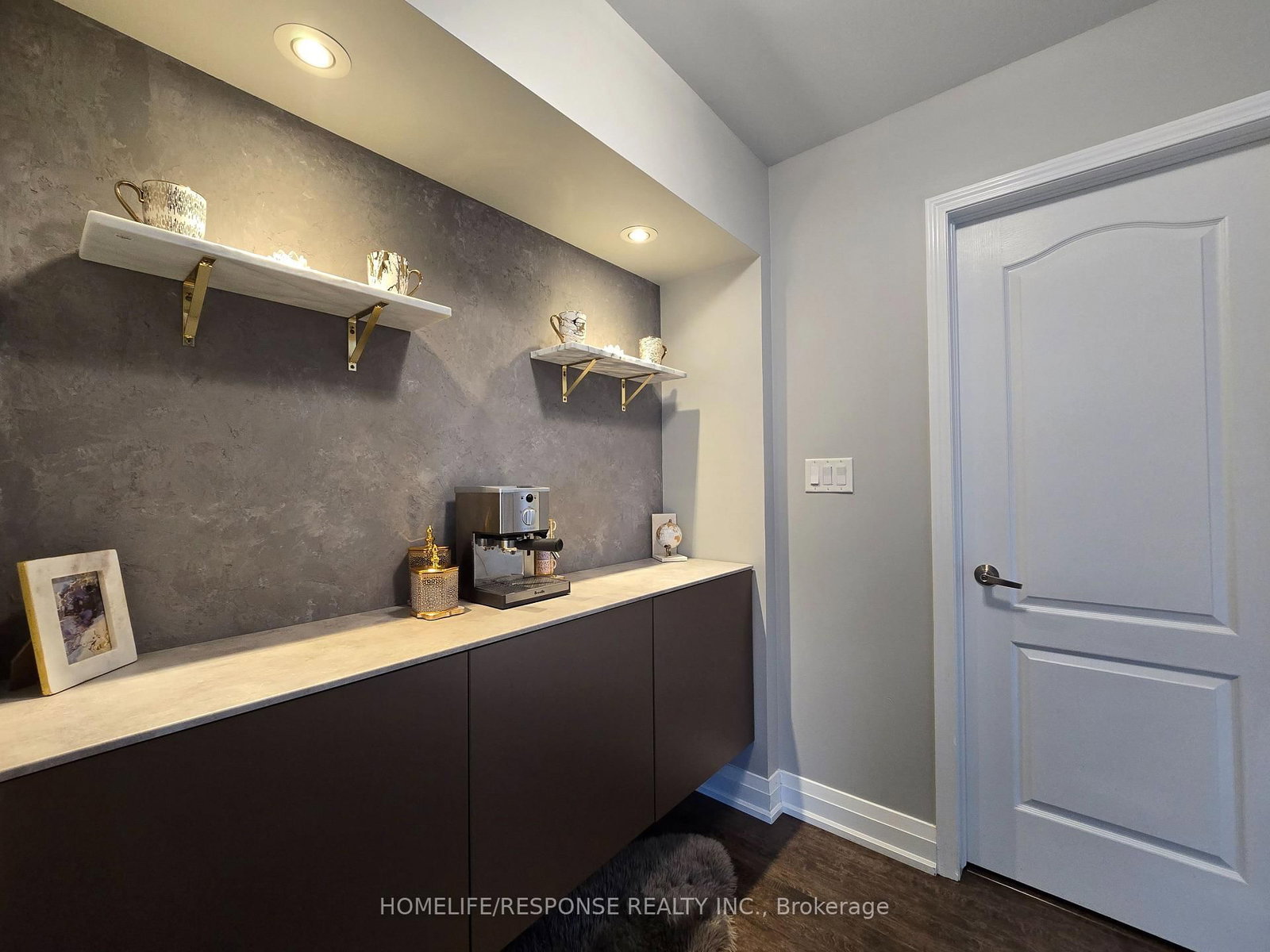 Townhouse for sale at 635 SCOTT Boulevard, Milton, Ontario, L9T 0P2 - Harrison - MLS: W12991480