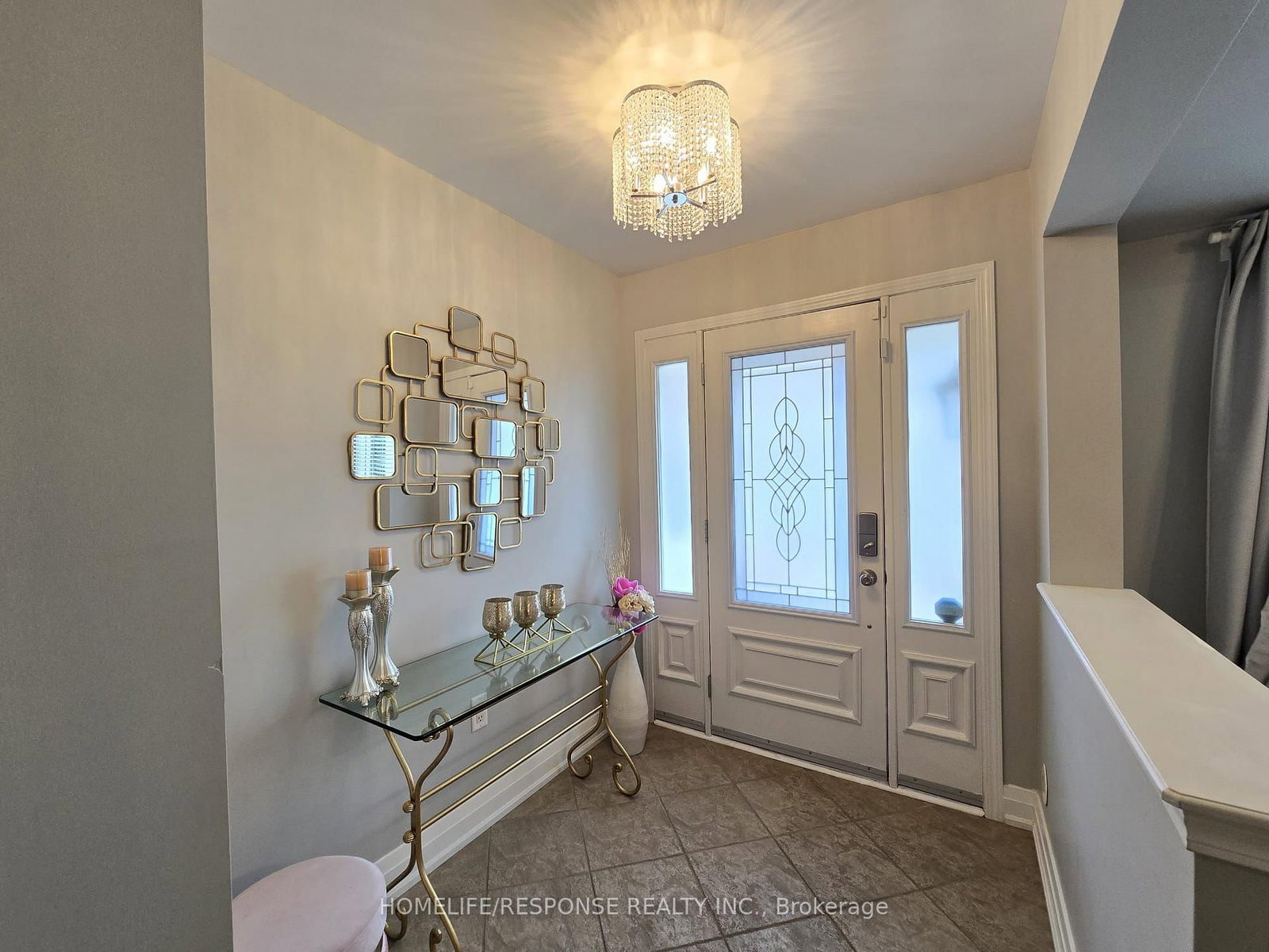 635 SCOTT Boulevard • Milton, ON photo 2