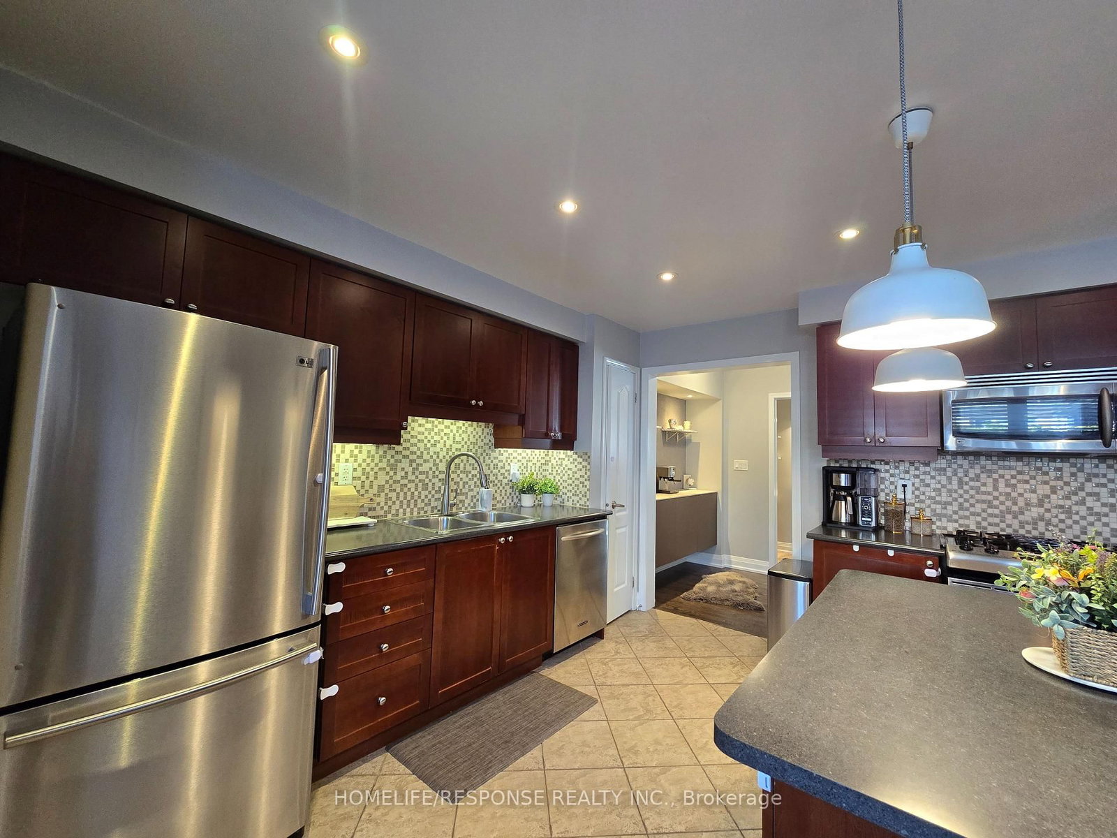 Townhouse for sale at 635 SCOTT Boulevard, Milton, Ontario, L9T 0P2 - Harrison - MLS: W12991480