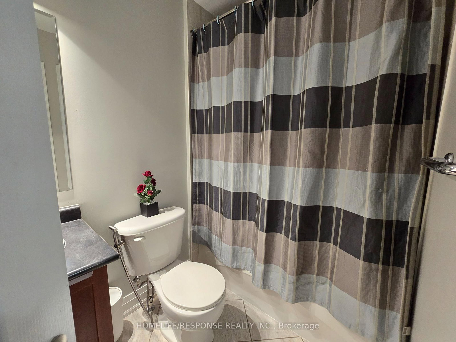 635 SCOTT Boulevard • Milton, ON photo 37