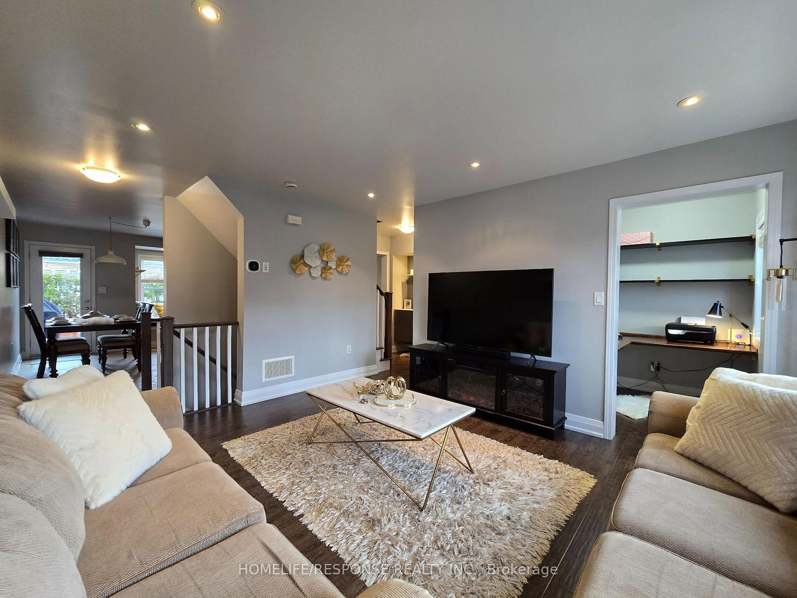 Townhouse for sale at 635 SCOTT Boulevard, Milton, Ontario, L9T 0P2 - Harrison - MLS: W12991480