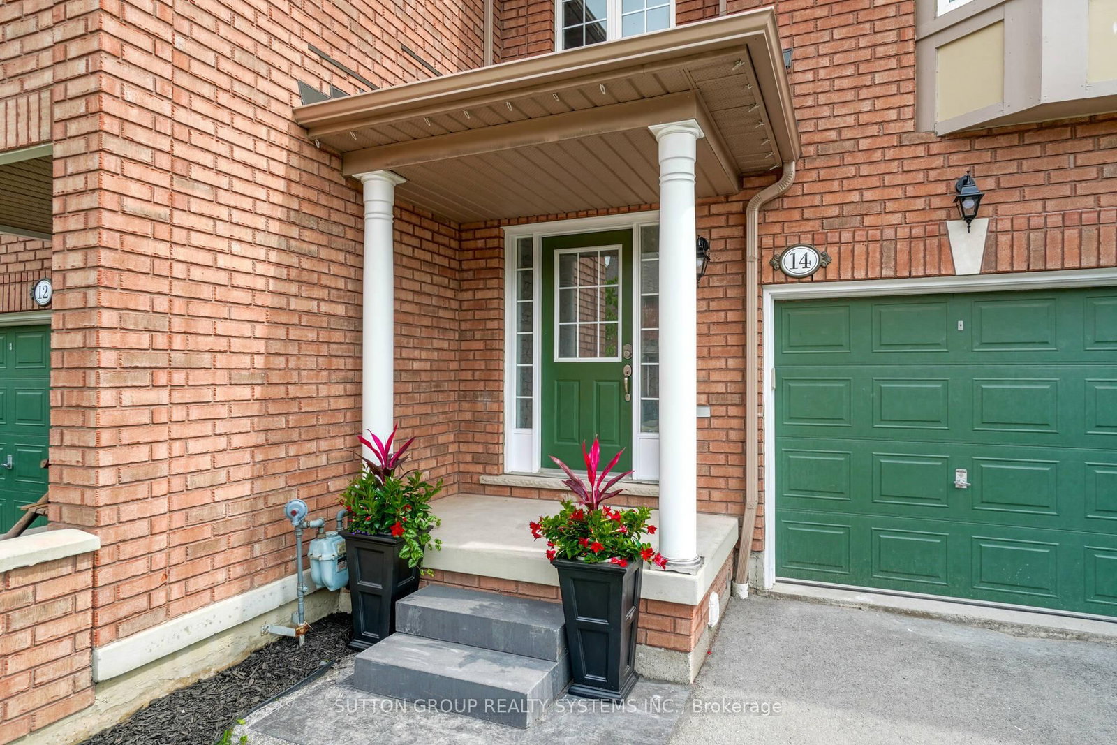 6399 Spinnaker Circle, Unit 14 - Photo 2