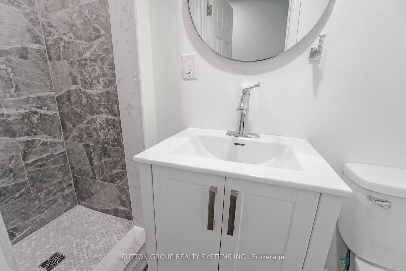 6399 Spinnaker Circle, Unit 14 - Photo 30