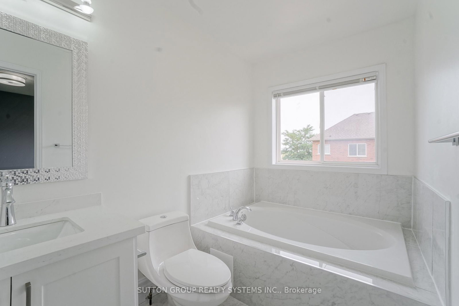 6399 Spinnaker Circle, Unit 14 - Photo 9