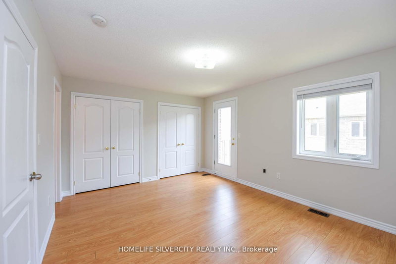 Lower - 7 Miami Grve, Brampton, L6Z 0H7 | Image 2