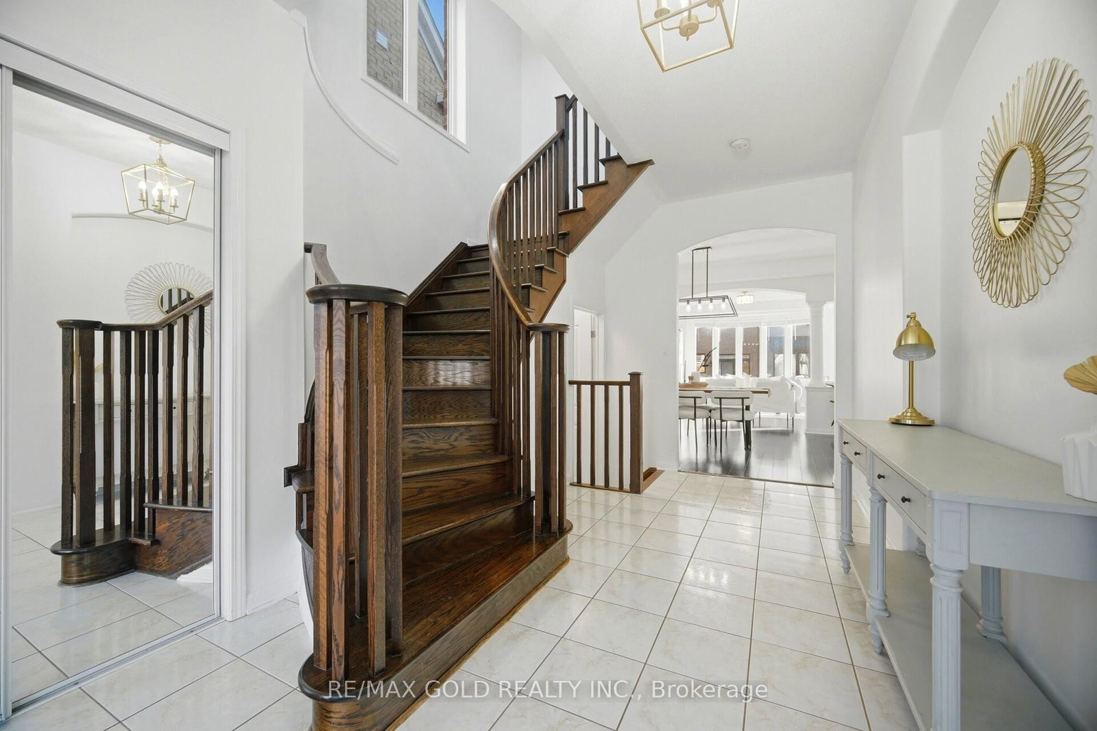 Detached House for sale at 20 Peppermint Close, Brampton, Ontario, L6P 3C7 - Bram East - MLS: W12991590