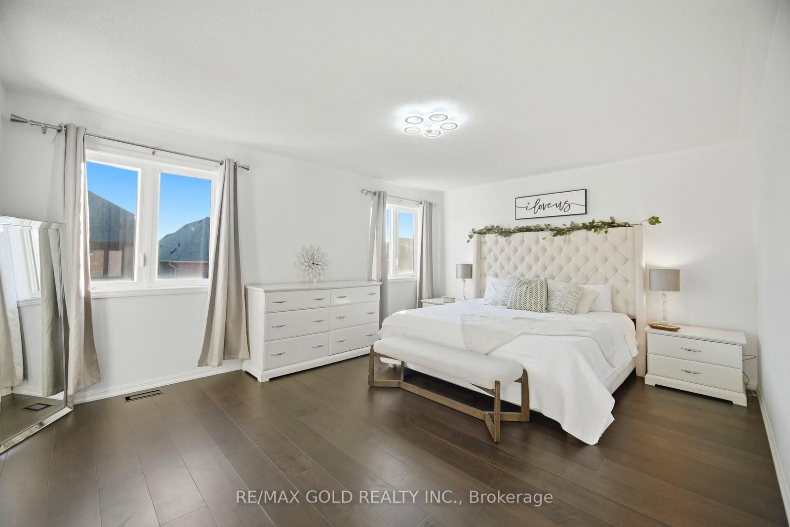 Detached House for sale at 20 Peppermint Close, Brampton, Ontario, L6P 3C7 - Bram East - MLS: W12991590