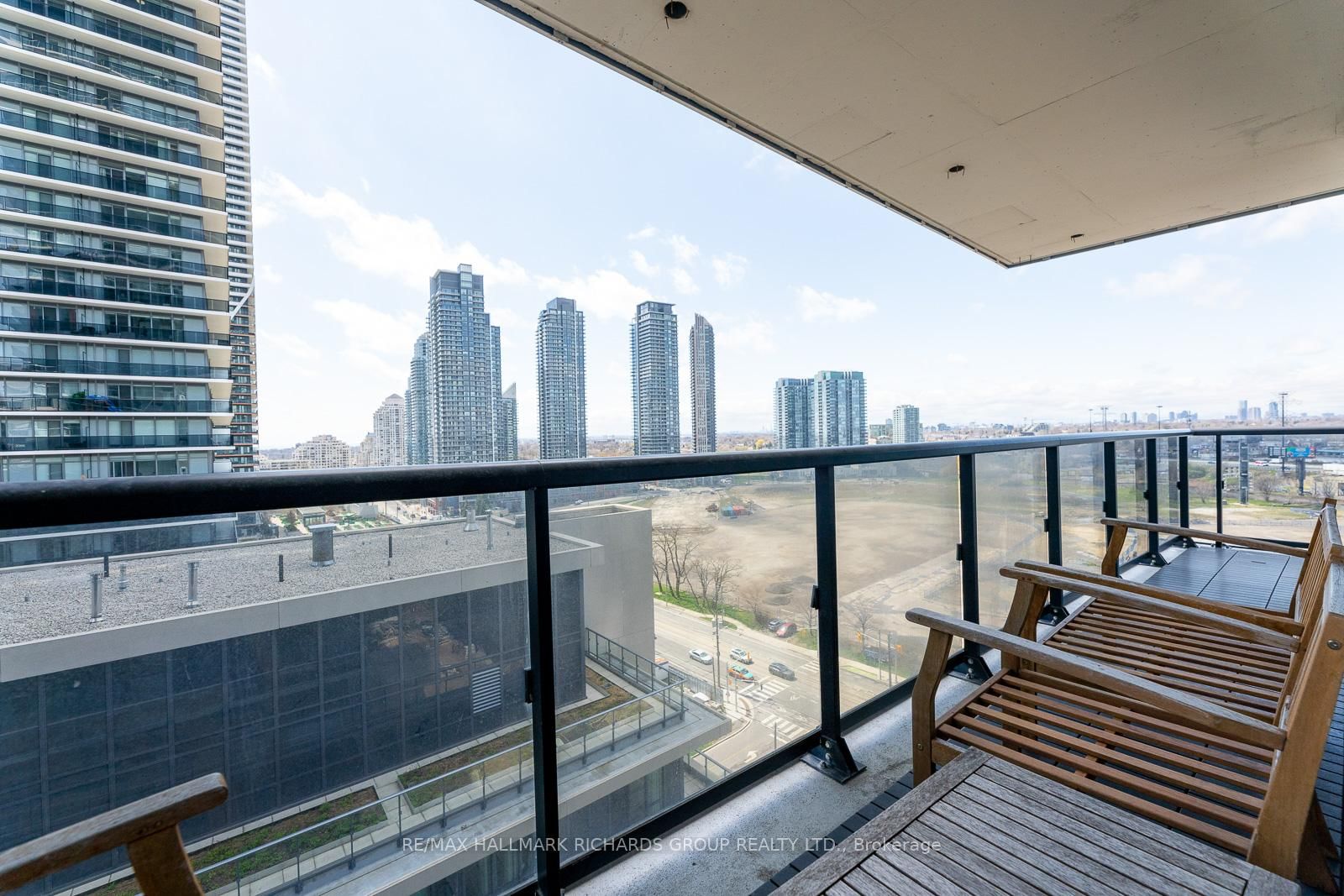 56 Annie Craig Drive, Unit 1407 - Photo 13