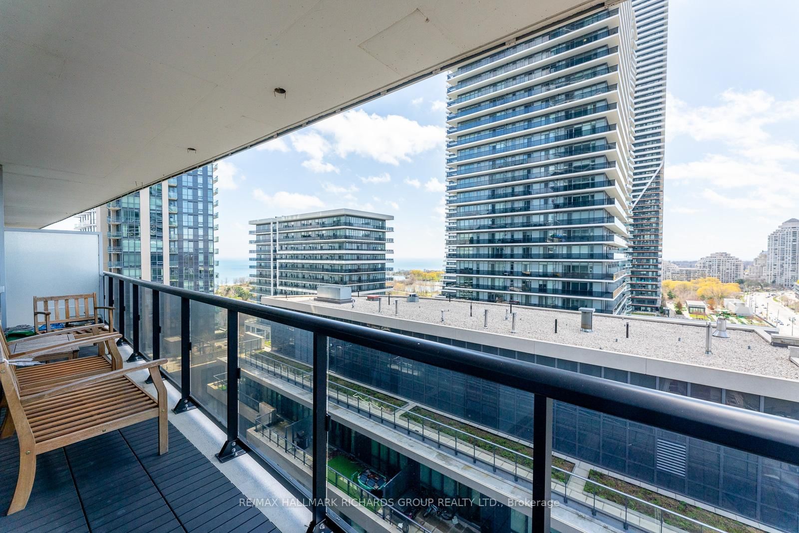 56 Annie Craig Drive, Unit 1407 - Photo 14