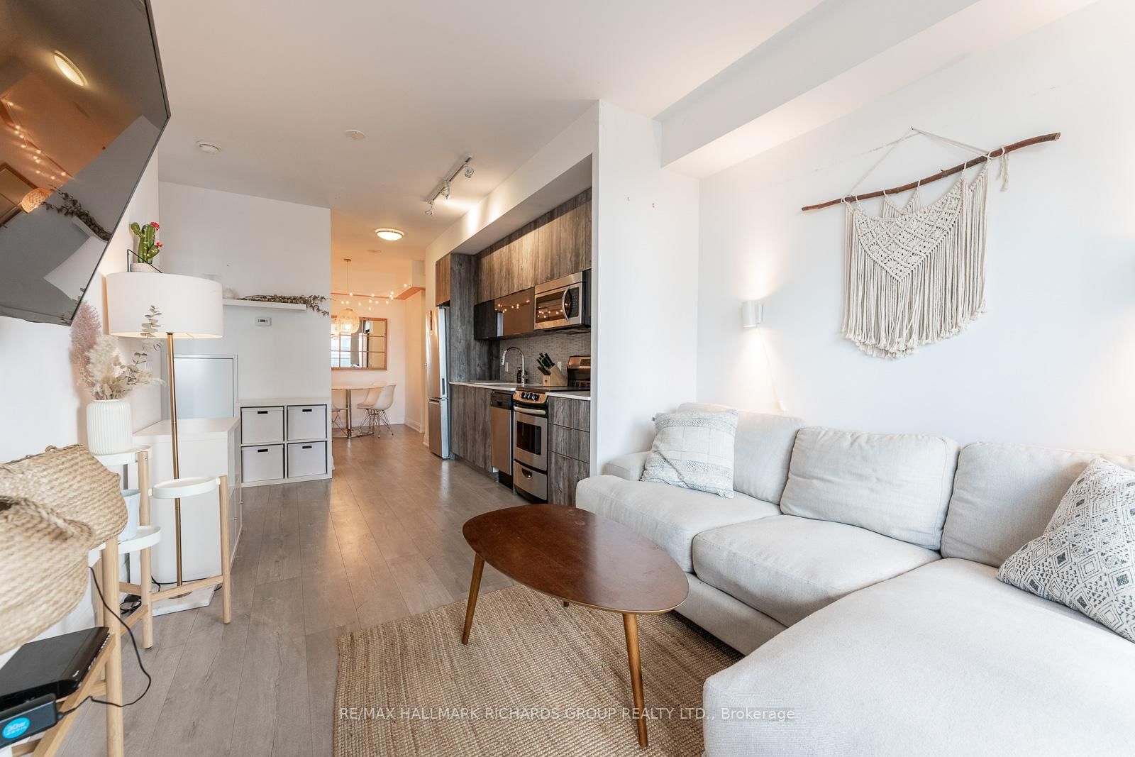 56 Annie Craig Drive, Unit 1407 - Photo 6