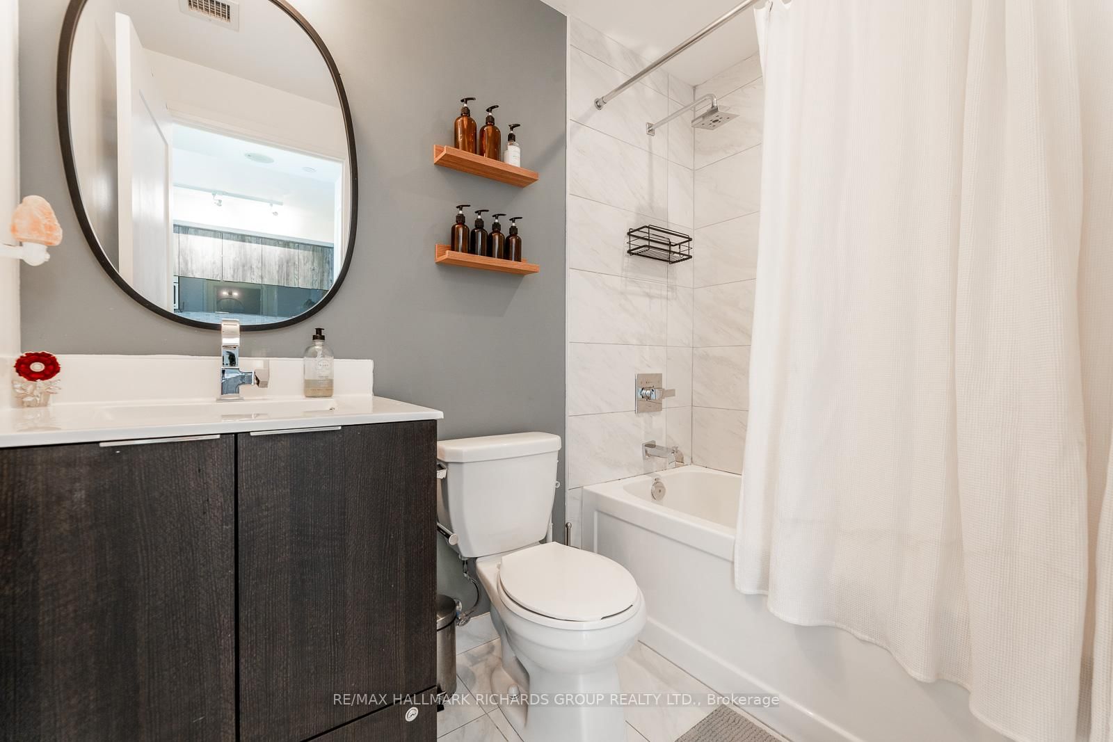 56 Annie Craig Drive, Unit 1407 - Photo 7