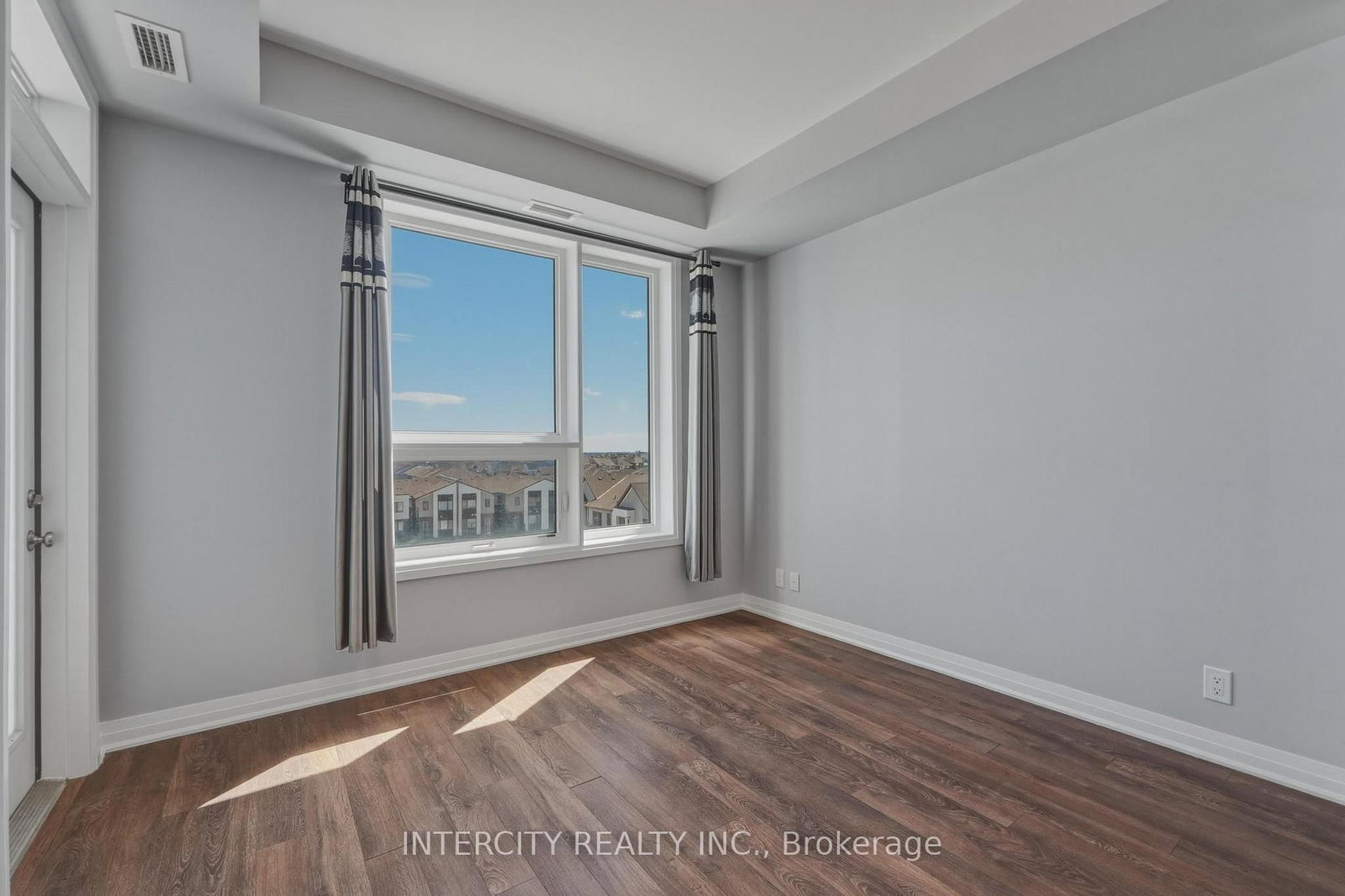 Condo for lease at 504-1105 Leger Way, Milton, Ontario, L9E 1K7 - Ford - MLS: W12991720