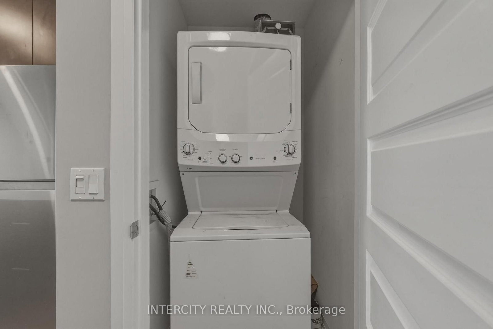 Condo for lease at 504-1105 Leger Way, Milton, Ontario, L9E 1K7 - Ford - MLS: W12991720