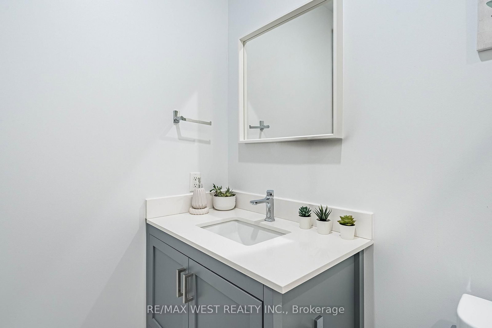 103 The Queens Way, Unit 2906 - Photo 22