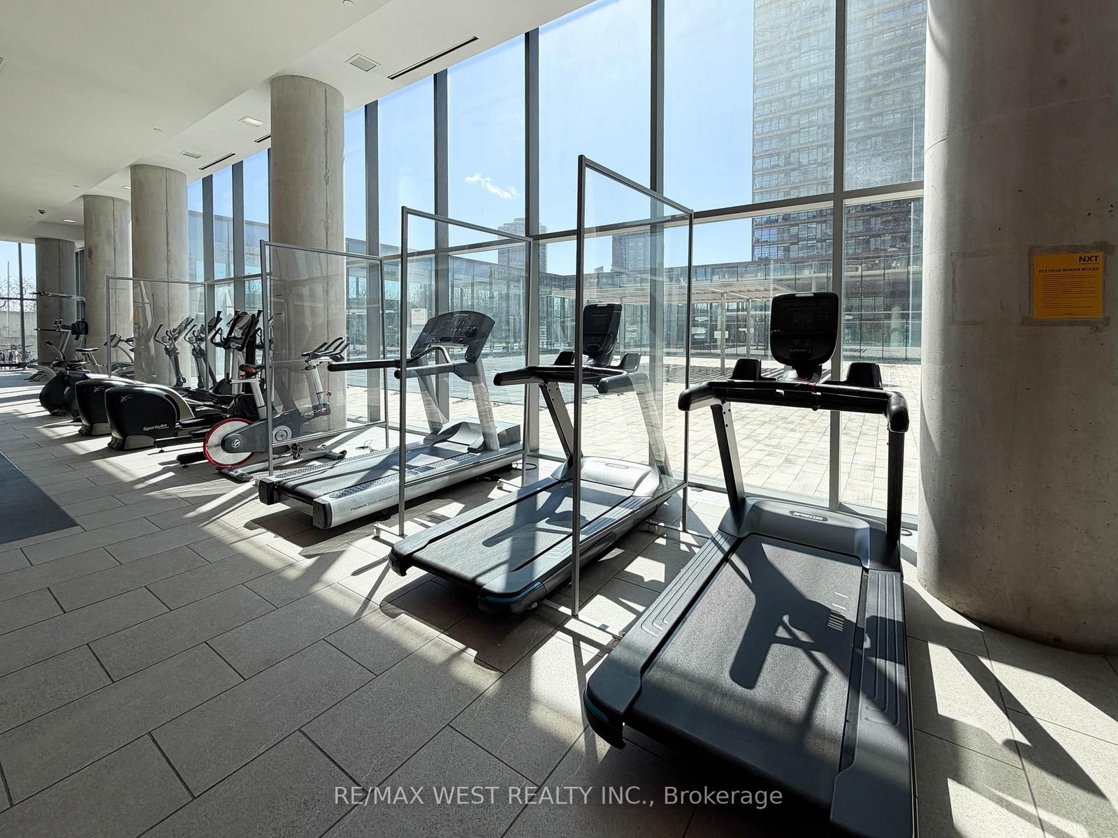 103 The Queens Way, Unit 2906 - Photo 23