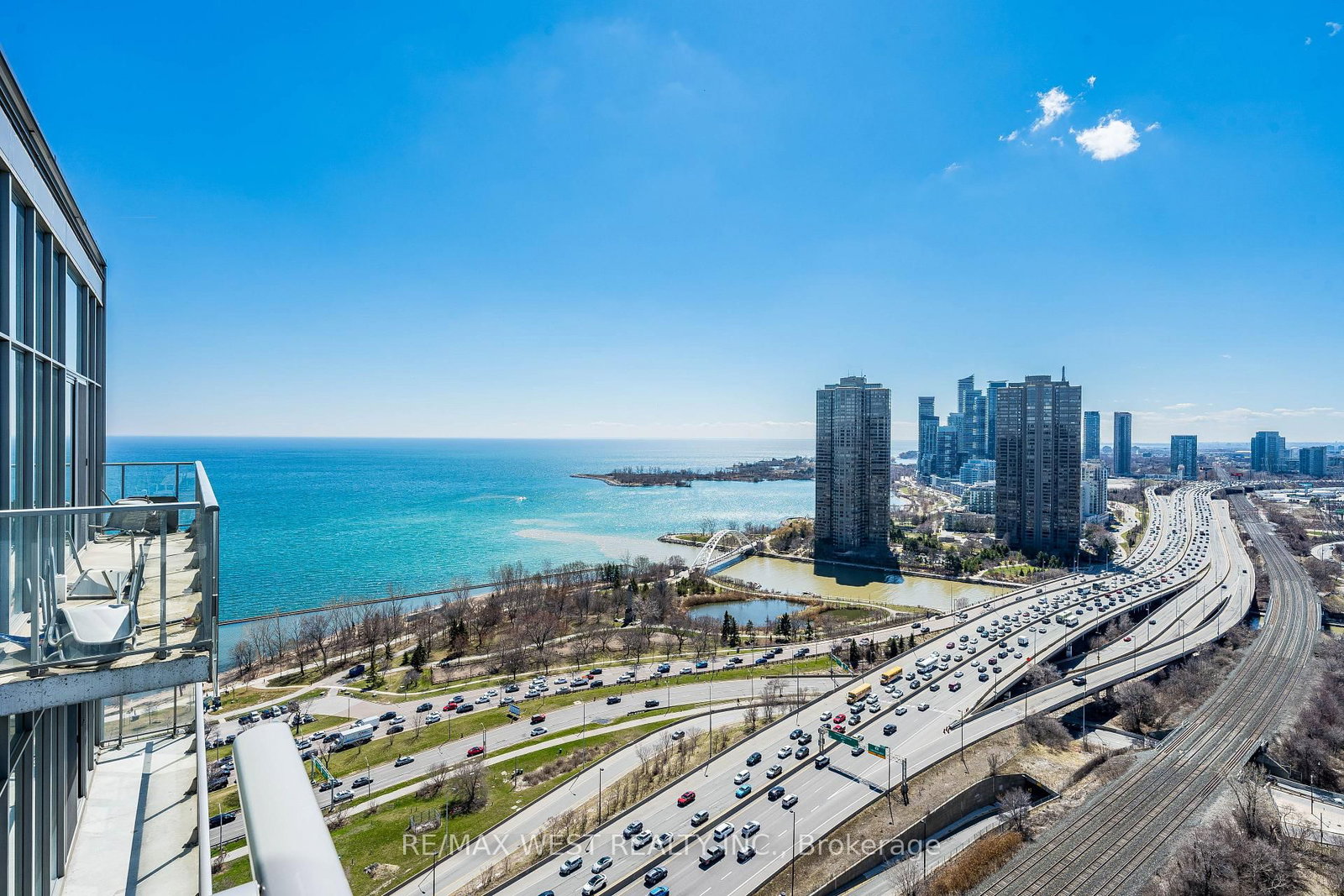 103 The Queens Way, Unit 2906 - Photo 8