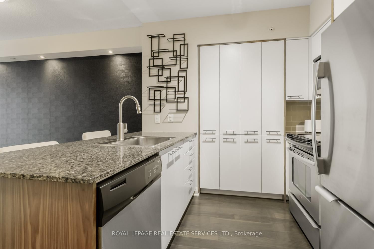 1 Valhalla Inn Road, Unit 1710 - Photo 7