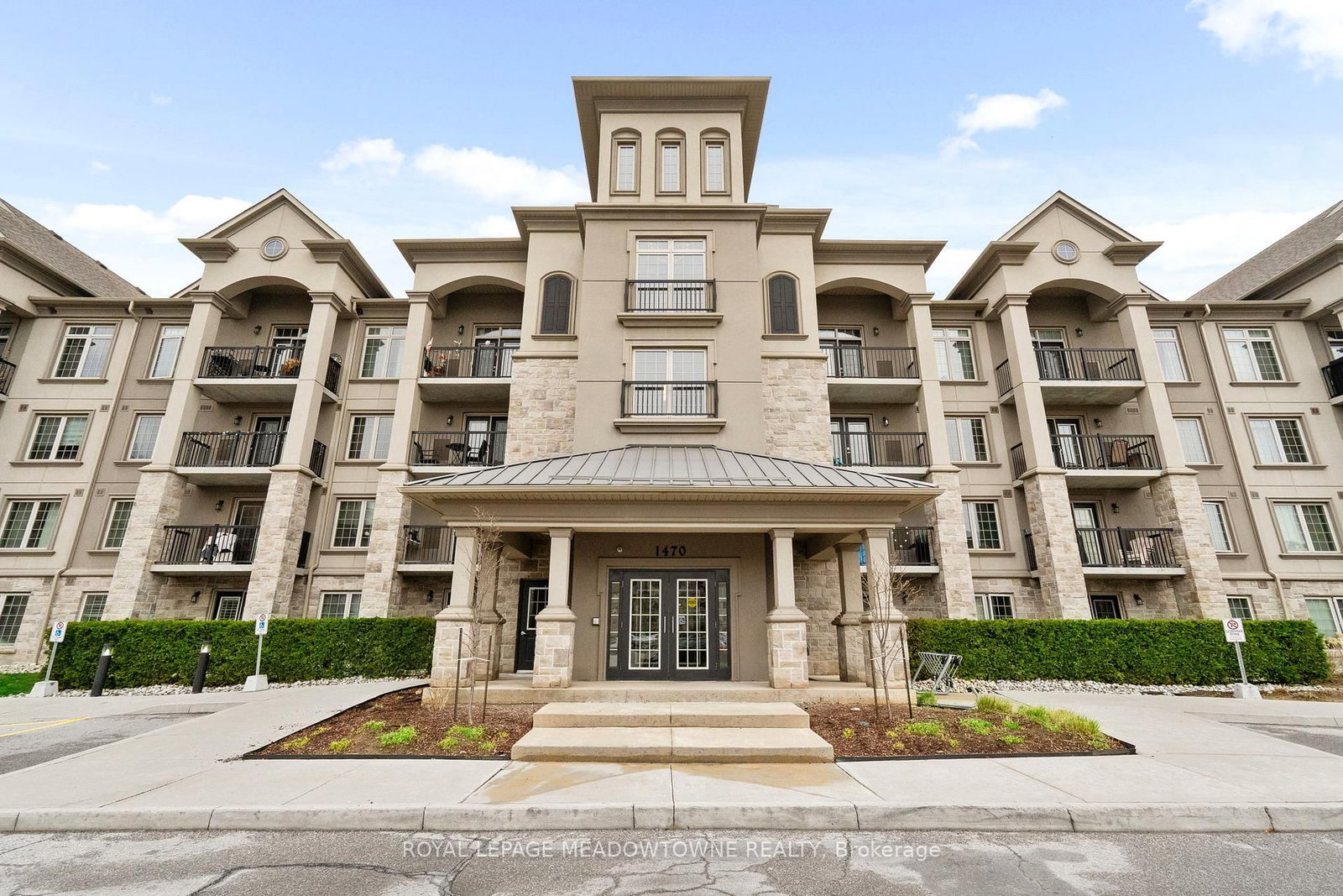 Condo for sale at 310-1470 Main Street, Milton, Ontario, L9T 8W6 - Dempsey - MLS: W12991852