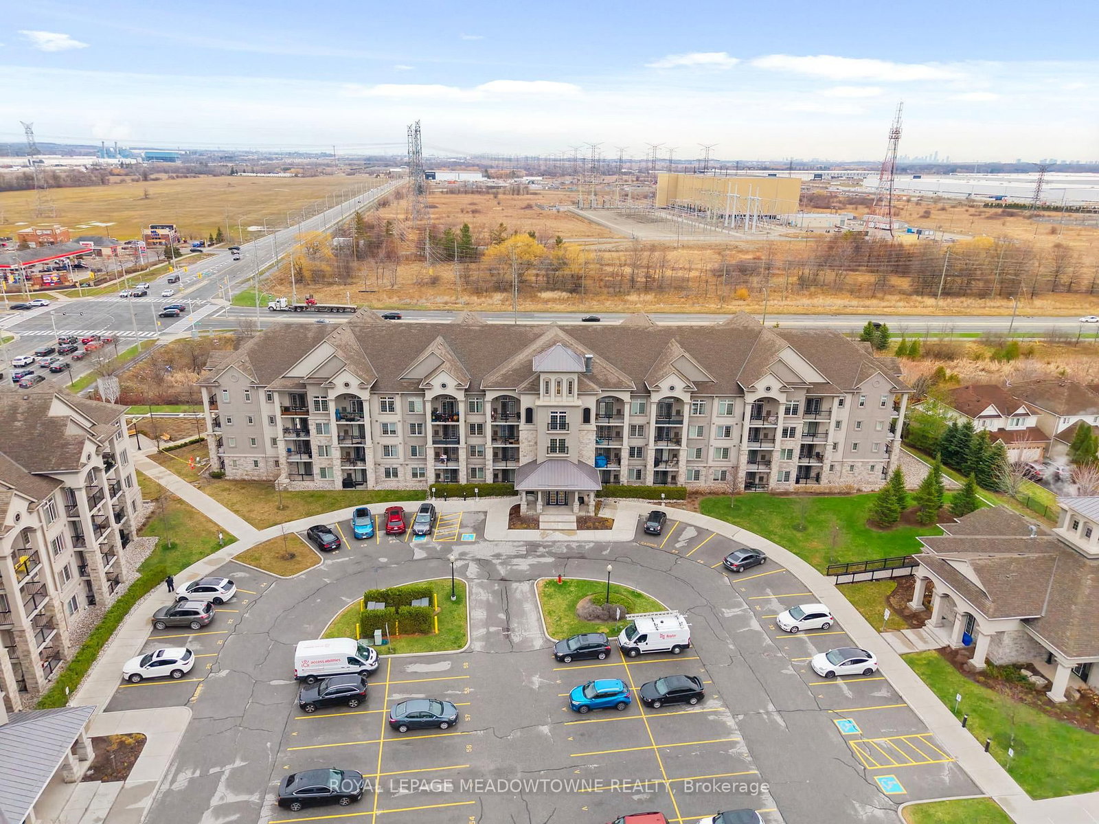 Condo for sale at 310-1470 Main Street, Milton, Ontario, L9T 8W6 - Dempsey - MLS: W12991852