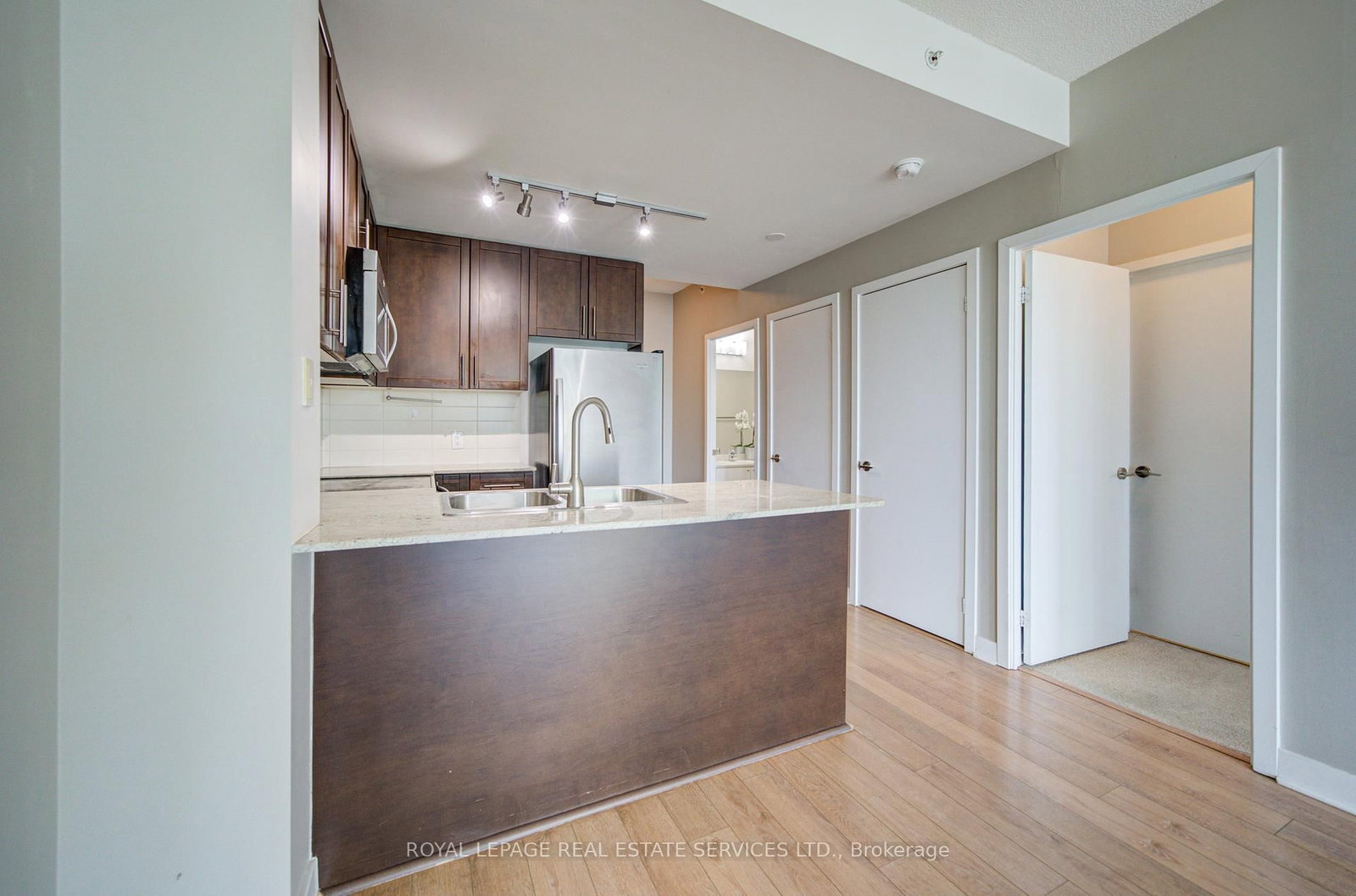 3985 Grand Park Drive, Unit 1601 - Photo 18