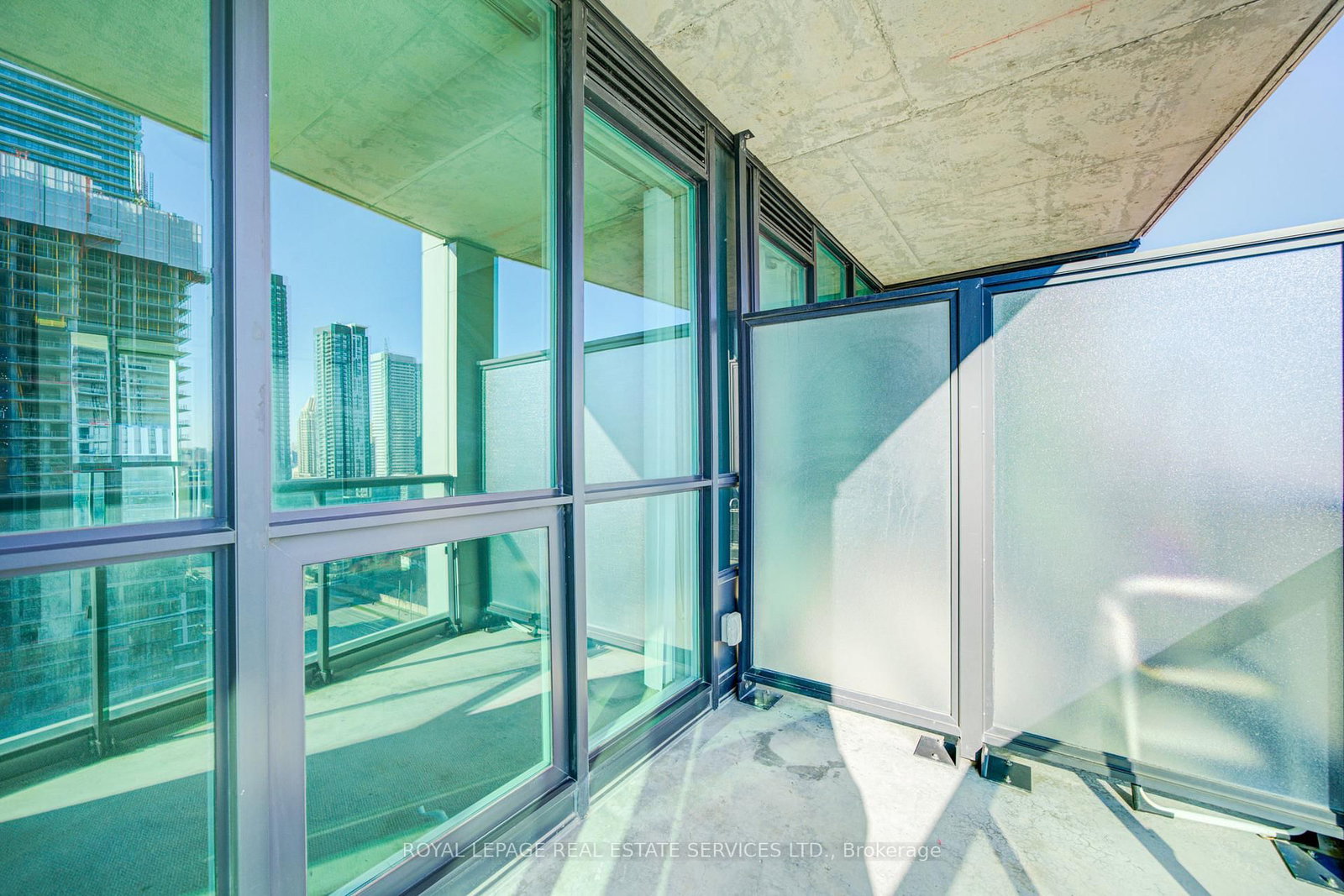 3985 Grand Park Drive, Unit 1601 - Photo 39