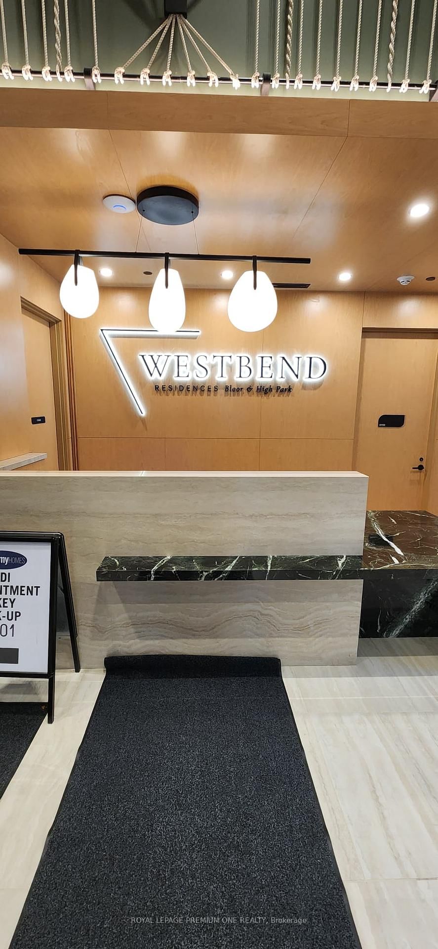 1660 Bloor Street W, Unit 1008