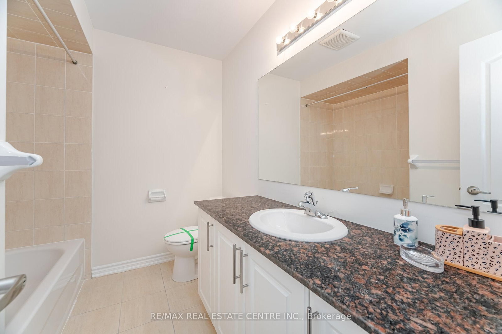 11 Yately Street - Photo 22