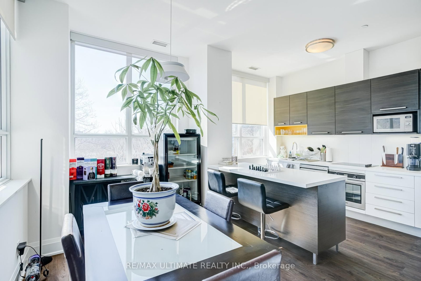 36 Park Lawn Road, Unit 203 - Photo 15