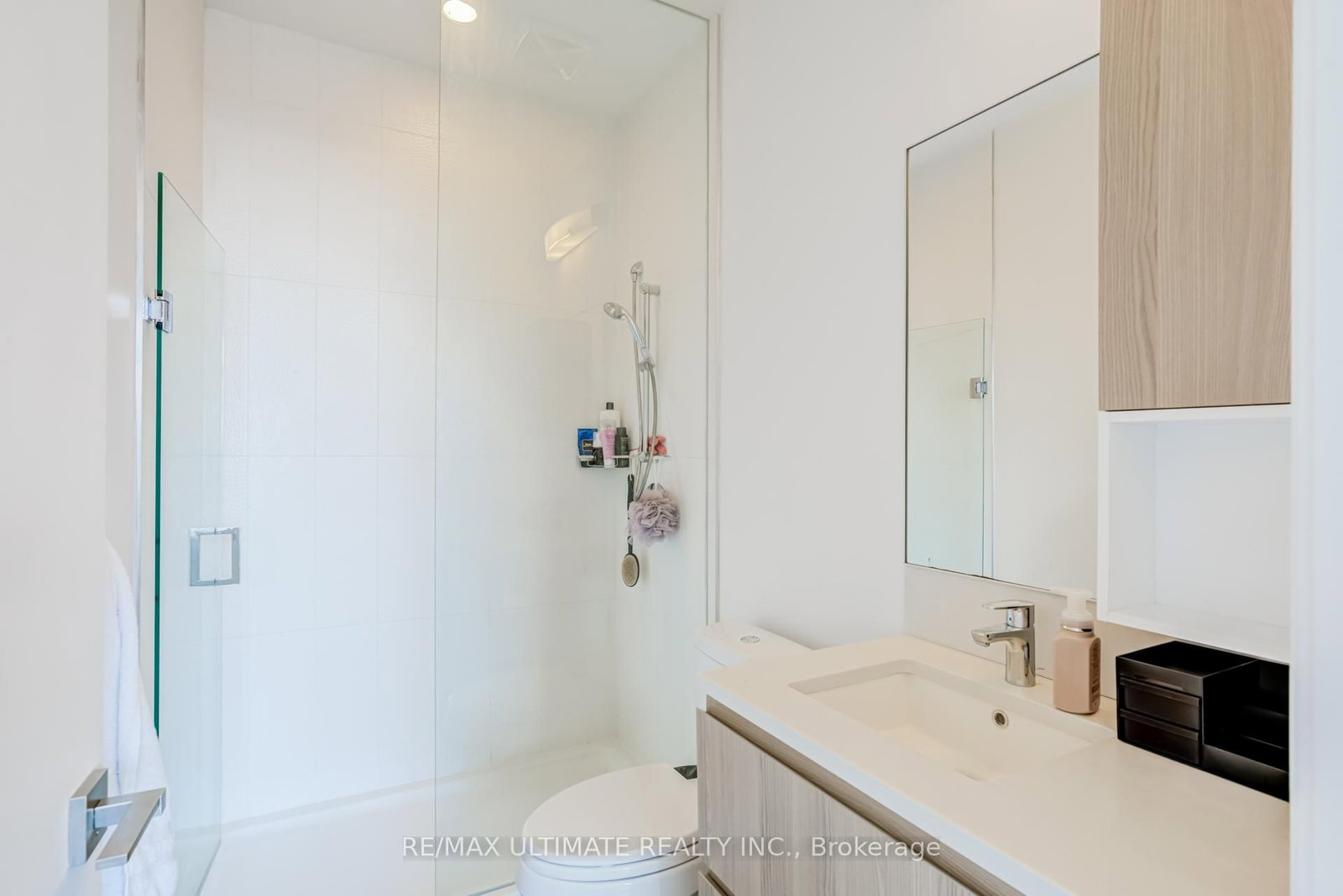 36 Park Lawn Road, Unit 203 - Photo 23