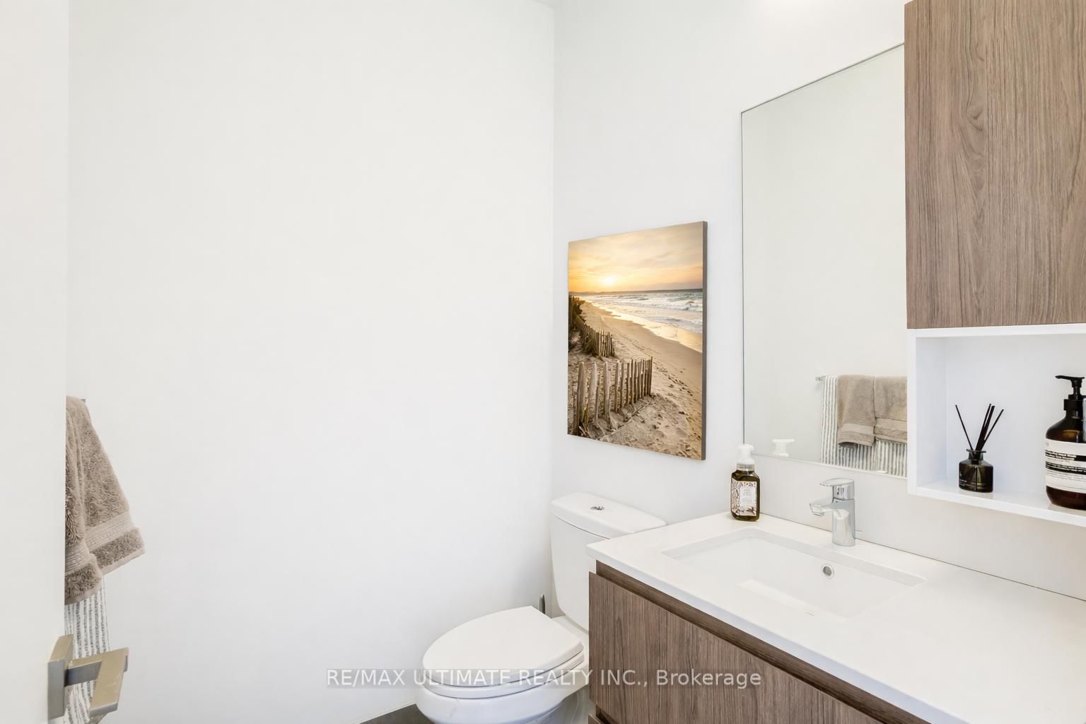 36 Park Lawn Road, Unit 203 - Photo 24