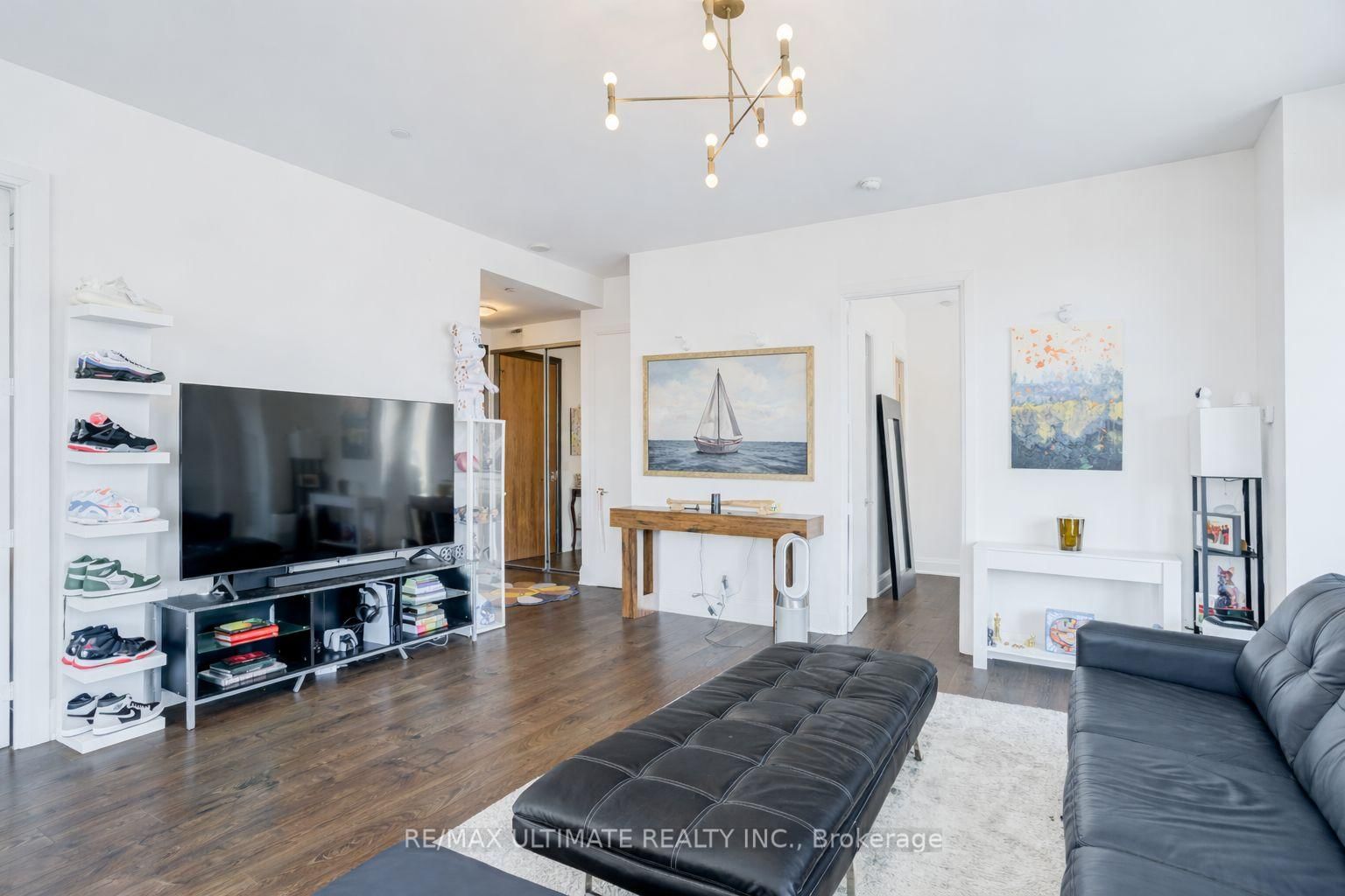 36 Park Lawn Road, Unit 203 - Photo 5