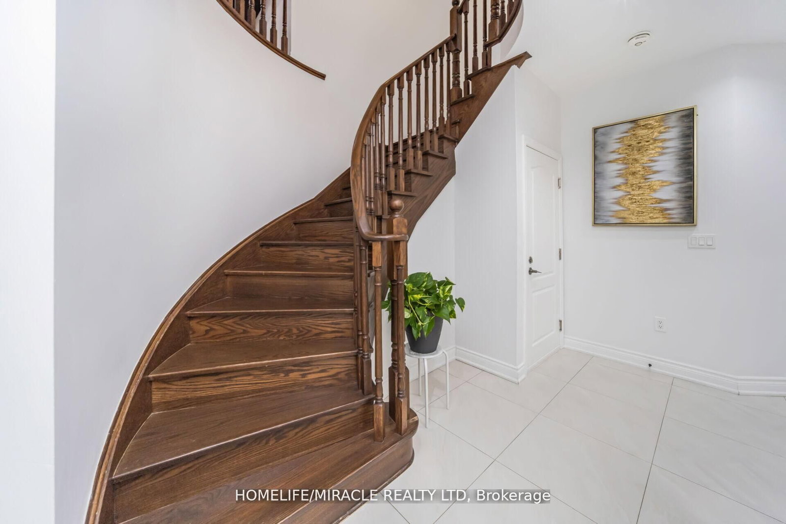 10 Kenora Street - Photo 19