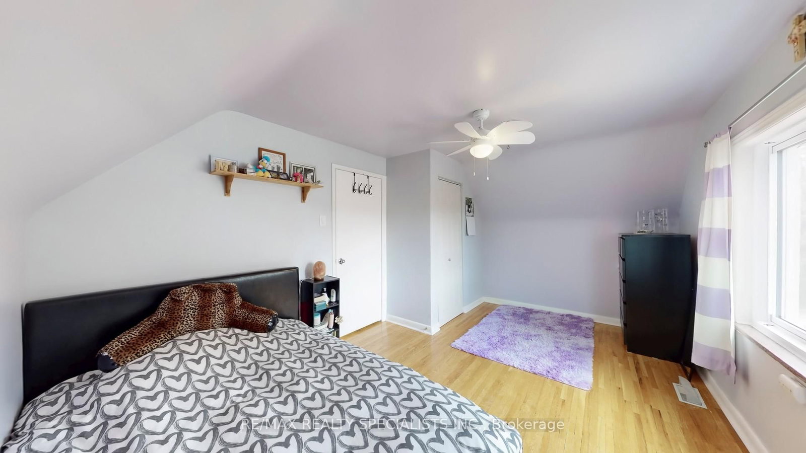 Detached House for sale at 3392 Sonja Road, Mississauga, Ontario, L4T 1R1 - Malton - MLS: W12992176