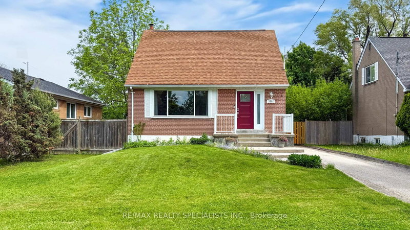 3392 Sonja Rd, Mississauga, L4T 1R1 | Image 2