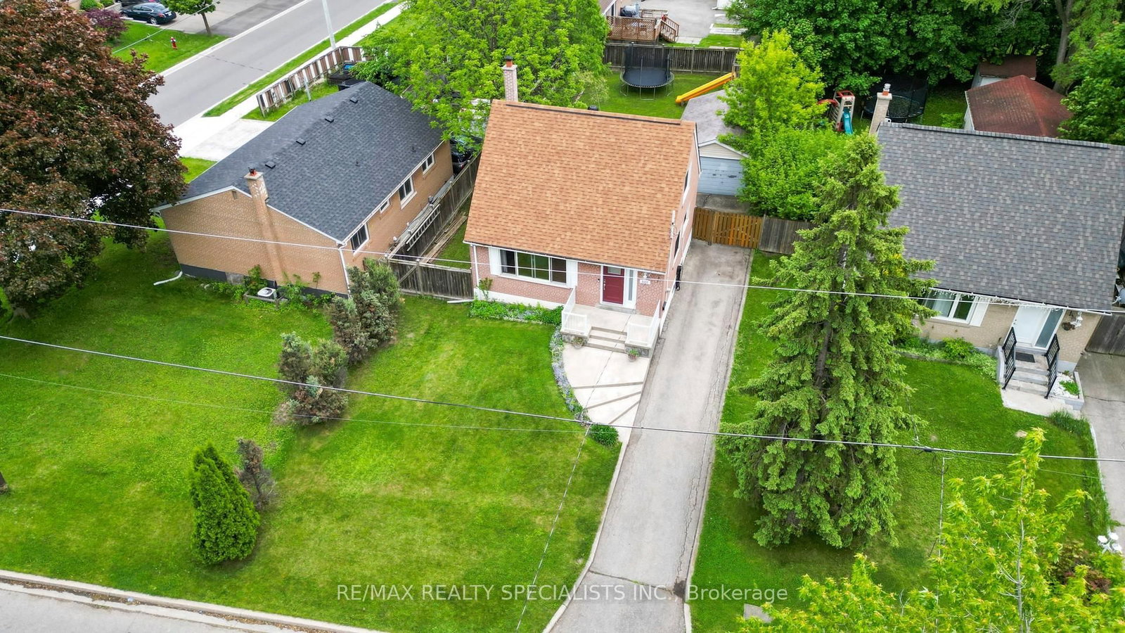 Detached House for sale at 3392 Sonja Road, Mississauga, Ontario, L4T 1R1 - Malton - MLS: W12992176