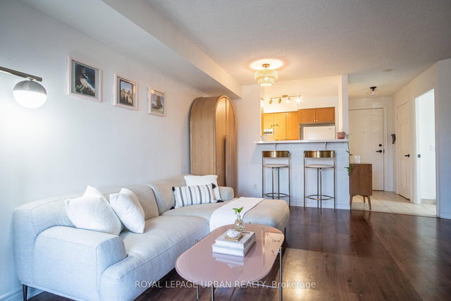 222 - 700 Humberwood Boulevard