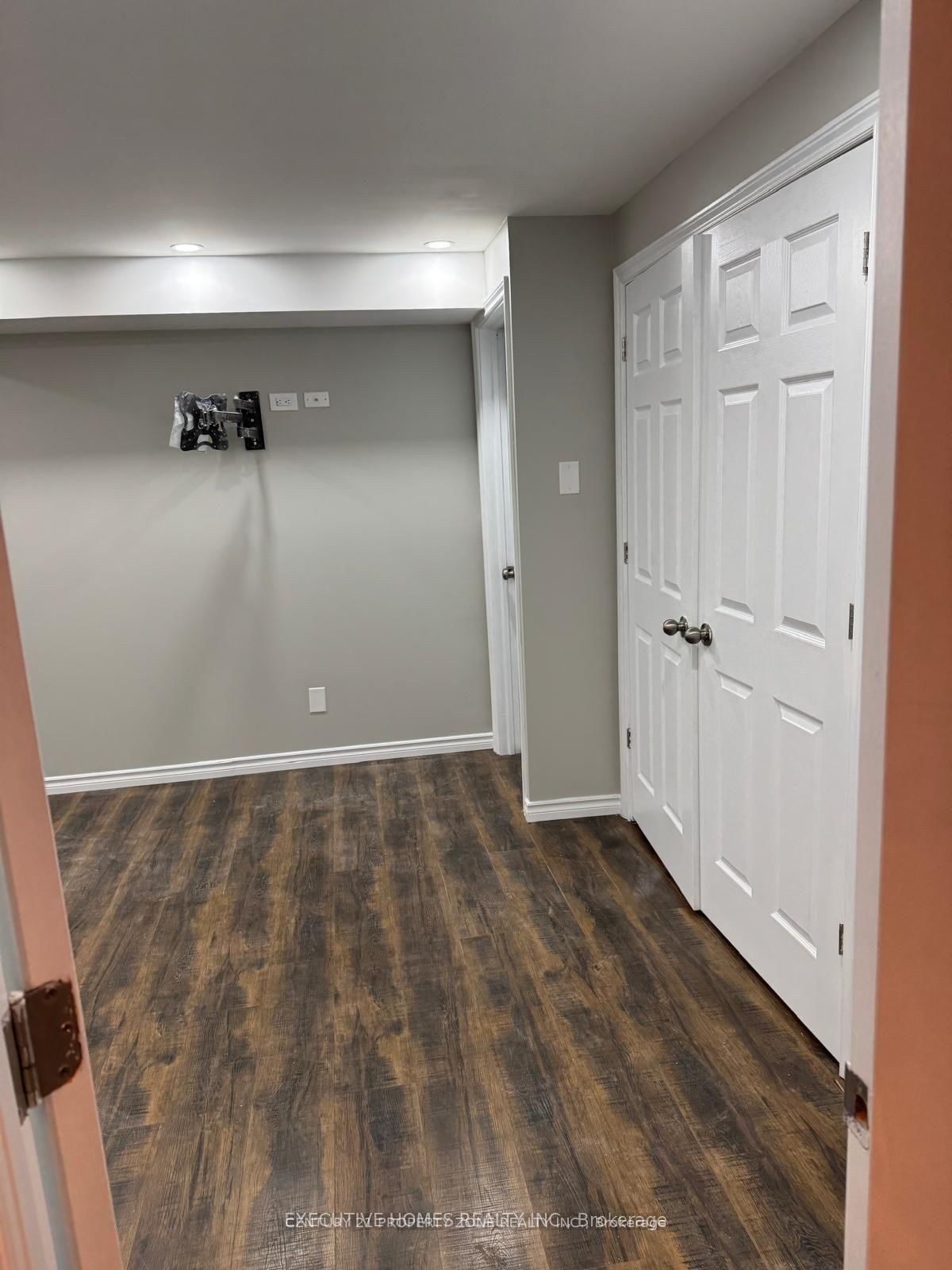 18 Red Tail Court, Unit Basement - Photo 11